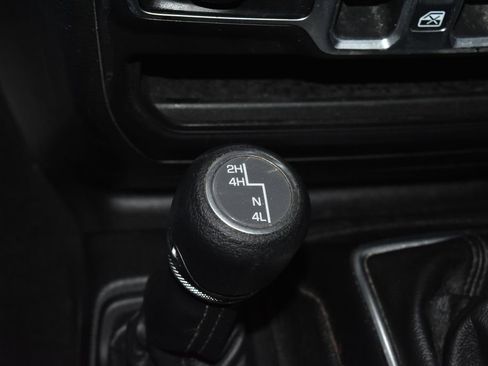 Used 2018 Jeep Wrangler Unlimited Sport S AWD/4WD image 13
