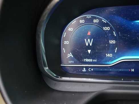 Used 2023 Chevrolet Tahoe Premier image 38