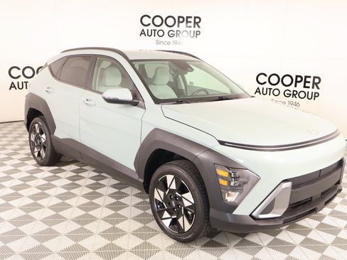 Used 2025 Hyundai Kona SEL AWD/4WD image 1