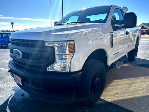 Used 2020 Ford F250 XL image 4