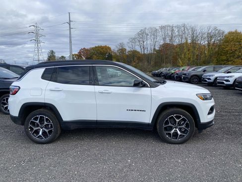 New 2026 Jeep Compass Limited image 2