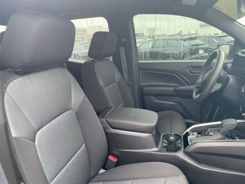 Used 2025 Chevrolet Colorado W/T w/ Advanced Trailering Package image 17