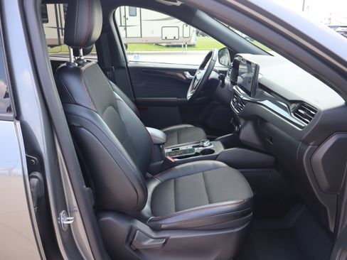 Used 2025 Ford Escape ST-Line Select w/ Tech Pack #1 AWD/4WD image 13
