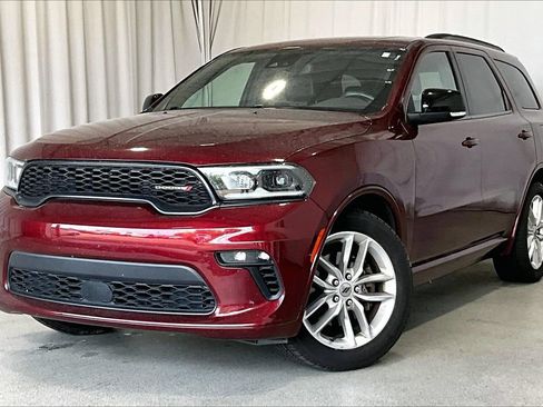 Used 2023 Dodge Durango GT RWD image 2