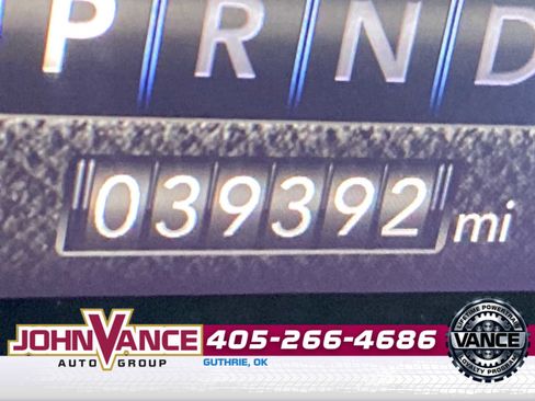 Used 2024 RAM 1500 Laramie AWD/4WD image 13