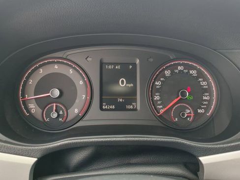 Certified 2022 Volkswagen Passat 2.0T SE FWD image 30