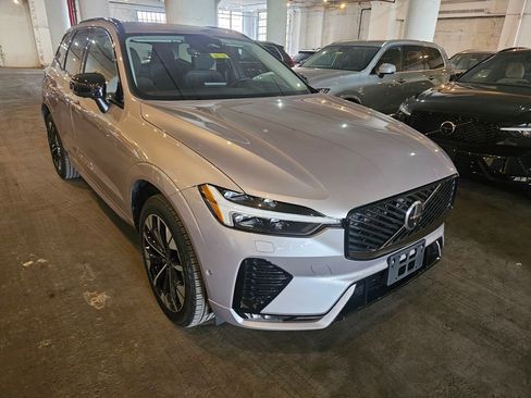 Certified 2026 Volvo XC60 B5 Plus w/ Protection Package Premier AWD/4WD image 5