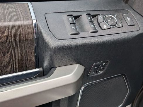 Certified 2021 Ford F250 Lariat w/ Chrome Package image 25