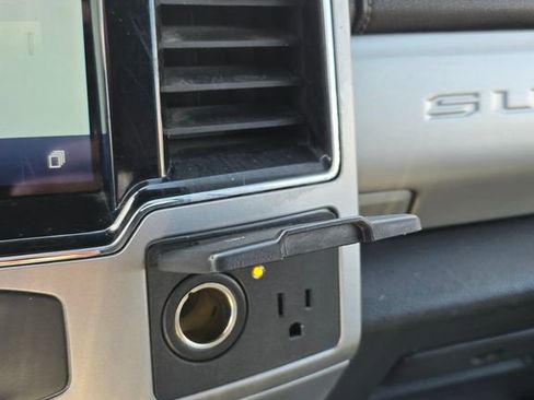 Used 2022 Ford F350 Lariat w/ Lariat Ultimate Package image 23