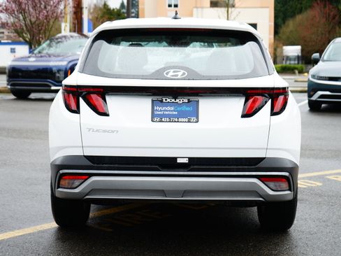 Used 2025 Hyundai Tucson SE image 8