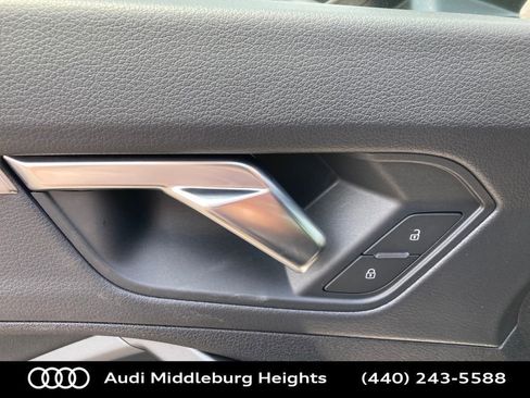 Used 2025 Audi Q3 2.0T Premium image 15