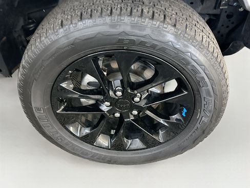 Used 2023 Jeep Wrangler Sahara w/ Cold Weather Group image 11