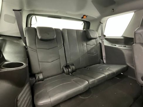 Used 2016 Cadillac Escalade Premium image 7