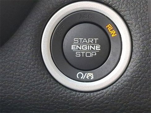 Used 2022 RAM 1500 Big Horn image 25