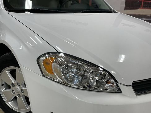 Used 2010 Chevrolet Impala LT w/ Luxury Edition Package FWD image 10