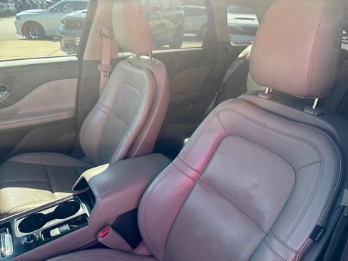 Used 2022 Lincoln Corsair Reserve w/ Elements Package image 10