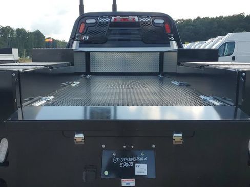New 2025 RAM 5500 Tradesman AWD/4WD image 13
