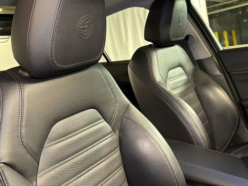 Used 2019 Alfa Romeo Giulia Ti Sport w/ Quick Order Package 22S Sport image 11