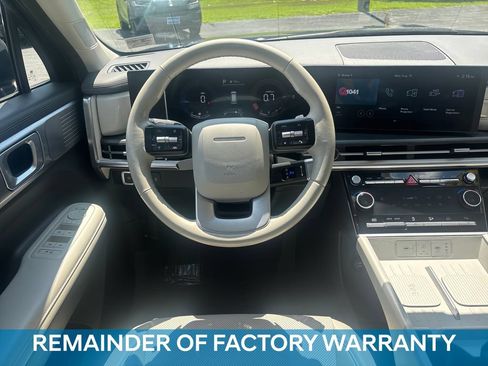 Used 2025 Hyundai Santa Fe SEL FWD image 21