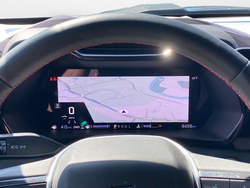 Used 2025 Chevrolet Colorado Z71 w/ Technology Package image 13