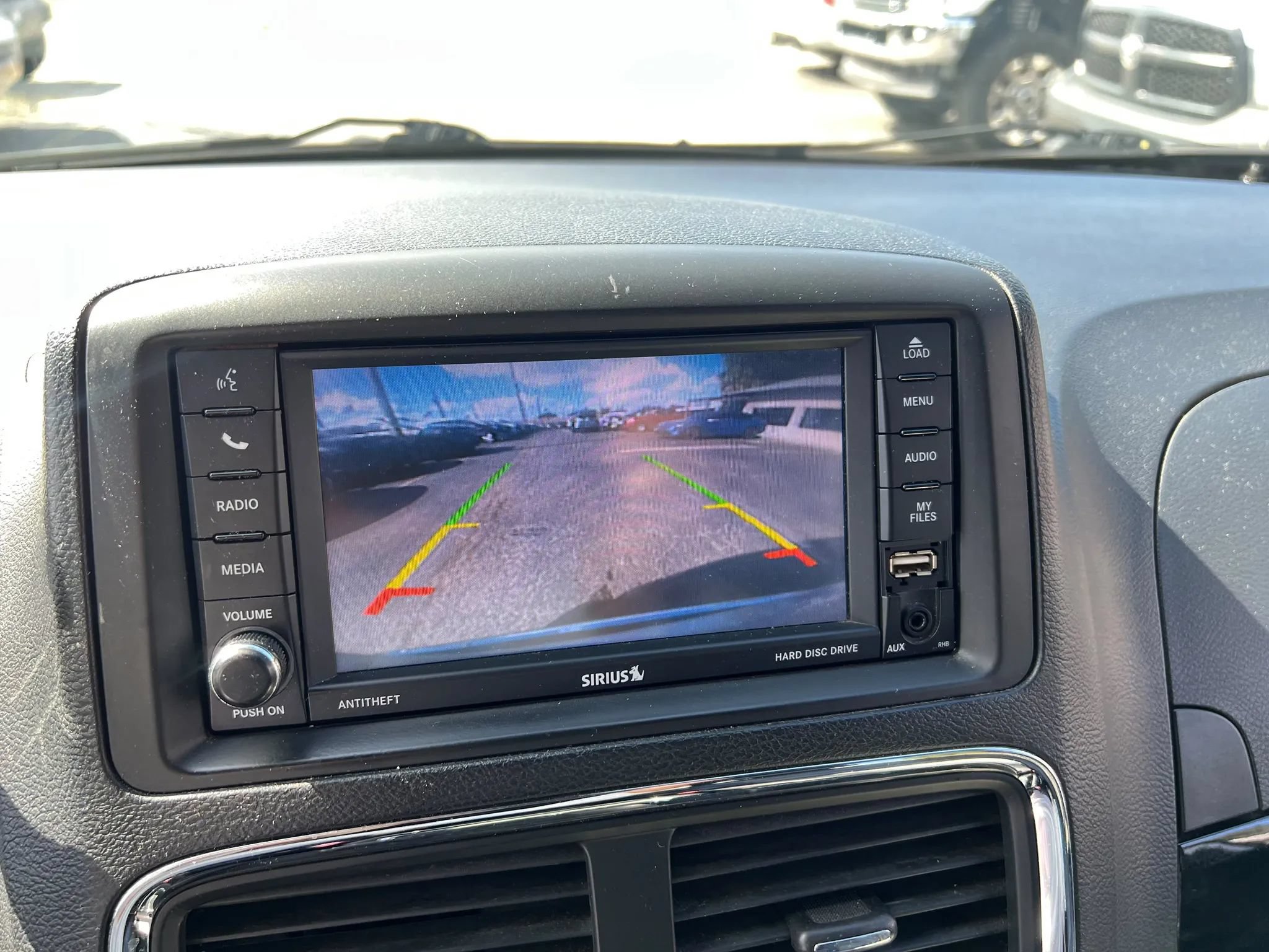 Used 2018 Dodge Grand Caravan GT FWD image 16