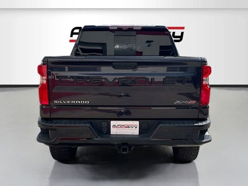 Used 2023 Chevrolet Silverado 1500 ZR2 w/ Technology Package AWD/4WD image 6