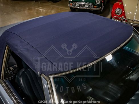 Used 1986 Mercedes-Benz 560 SL image 35