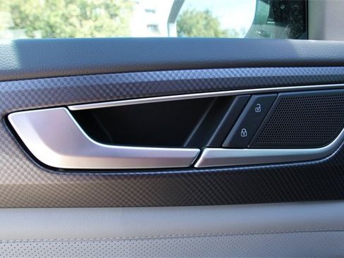 New 2026 Volkswagen Atlas Peak Edition image 11