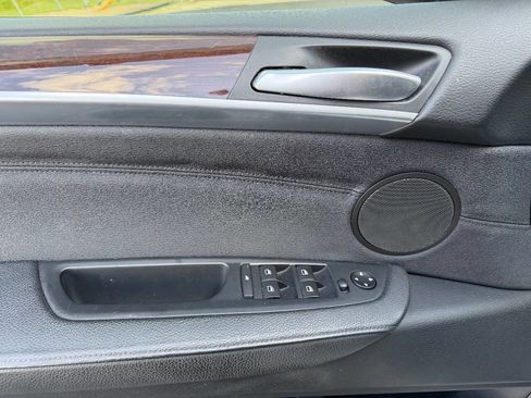 Used 2011 BMW X5 xDrive35i image 11