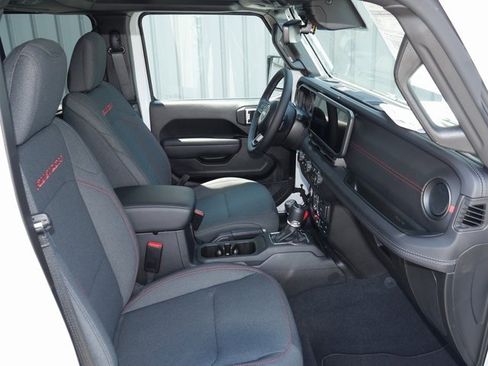 New 2025 Jeep Gladiator Rubicon w/ Safety Group image 26