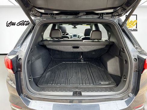 Used 2022 Chevrolet Equinox RS w/ LPO, Floor Liner Package FWD image 25