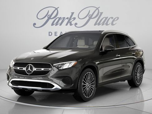 Used 2026 Mercedes-Benz GLC 300 4MATIC image 50