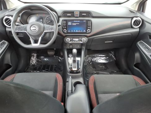 Used 2024 Nissan Versa SR FWD image 13