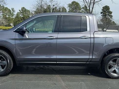 Used 2023 Honda Ridgeline RTL-E image 2