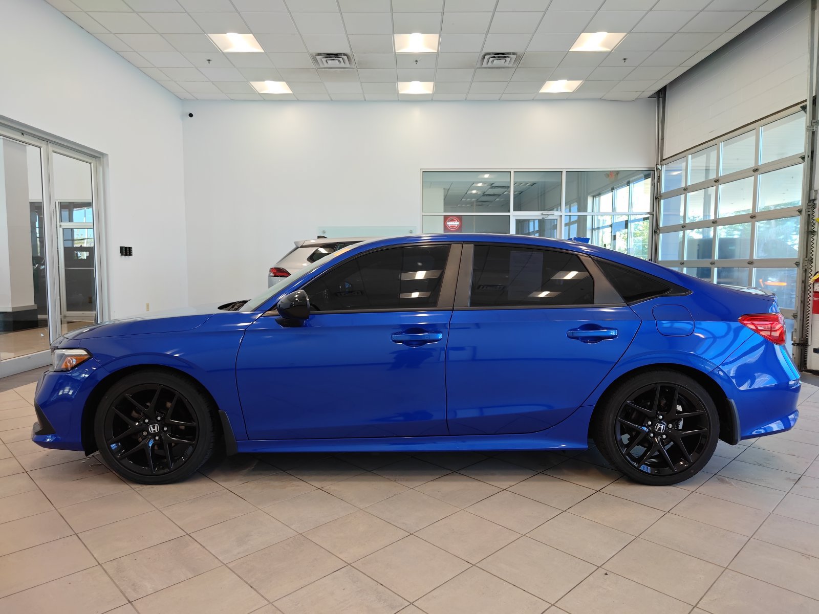 Used 2022 Honda Civic Sport image 6