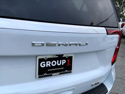 New 2026 GMC Yukon Denali w/ Sun & Power Step Package AWD/4WD image 15