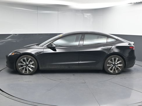 Used 2024 Tesla Model 3 image 5