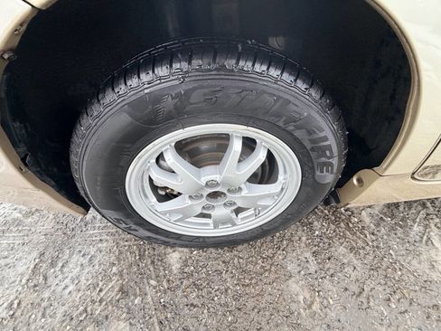 Used 2010 Toyota Prius Two image 27