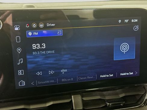 Used 2025 Chevrolet Equinox RS FWD image 18