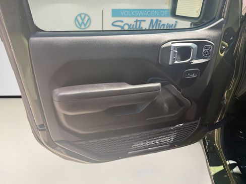 Used 2024 Jeep Wrangler Sport S w/ Convenience Group AWD/4WD image 19