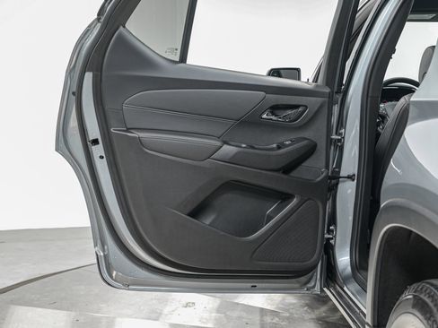 Used 2023 Chevrolet Traverse LT w/ LPO, Floor Liner Package image 25