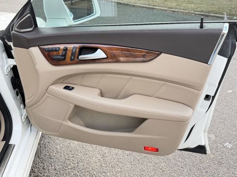 Used 2014 Mercedes-Benz CLS 550 image 21