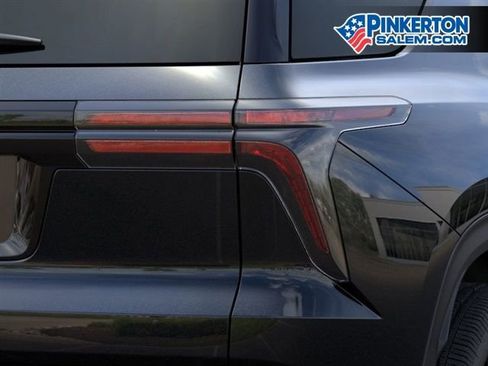 New 2026 Chevrolet Traverse LT AWD/4WD image 11