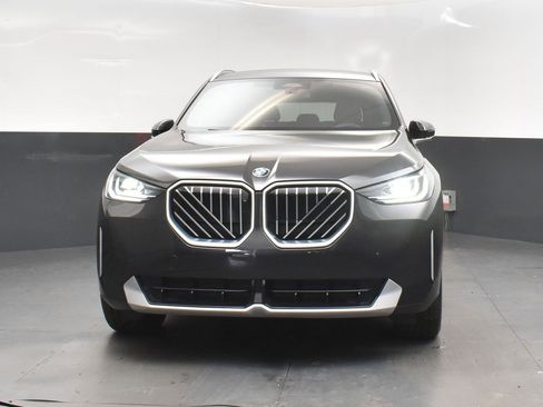 Used 2025 BMW X3 xDrive30i w/ Premium Package image 10