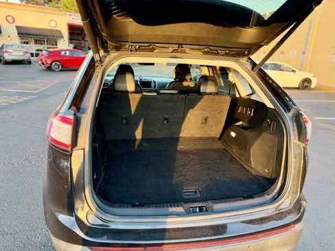 Used 2015 Ford Edge Titanium AWD/4WD image 12