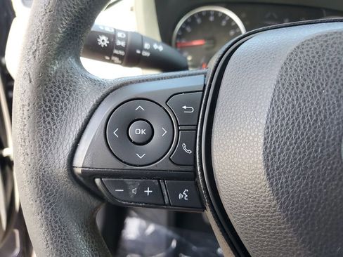 Used 2019 Toyota RAV4 XLE FWD image 20
