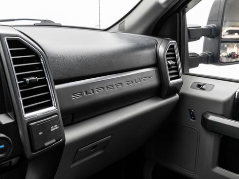 Used 2017 Ford F350 XLT w/ XLT Value Package image 18