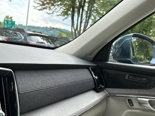 Certified 2026 Volvo XC90 B6 Ultra AWD/4WD image 18
