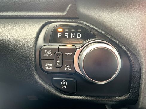 Used 2022 RAM 1500 Big Horn AWD/4WD image 17