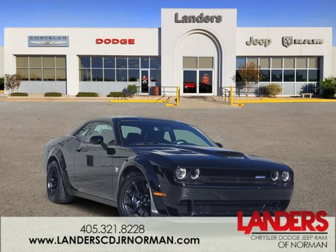 Used 2023 Dodge Challenger R/T Scat Pack image 1